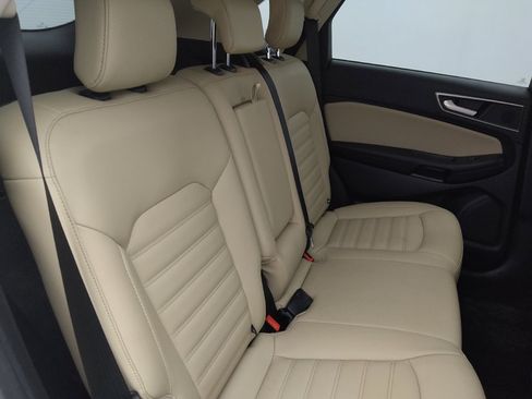 Used 2021 Ford Edge SEL FWD image 19