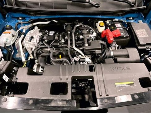 New 2025 Nissan Kicks SR w/ Illumination Package AWD/4WD image 12