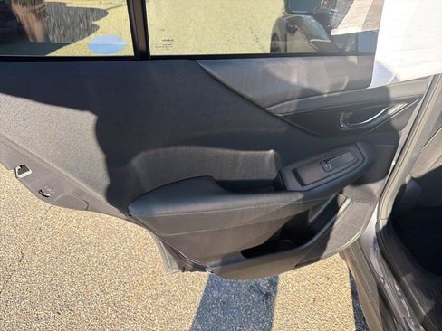 Used 2024 Subaru Outback Premium w/ Popular Package #1A image 17