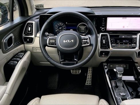 Used 2022 Kia Sorento SX FWD image 7