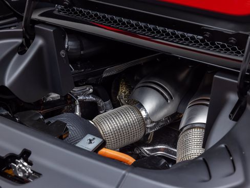 Used 2026 Ferrari 296 GTS RWD image 33