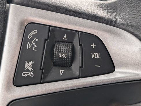 Used 2015 Chevrolet Equinox LT FWD image 12