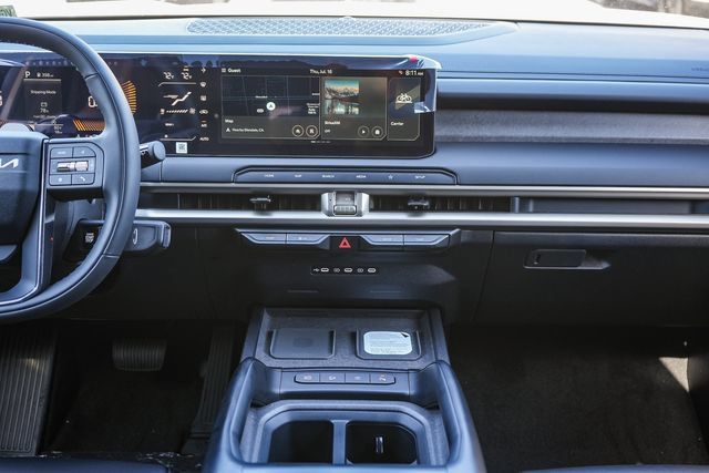 Used 2027 Kia Telluride LX FWD image 6