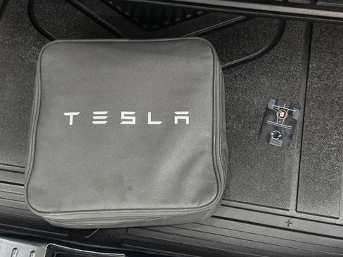 Used 2021 Tesla Model S Long Range AWD/4WD image 88