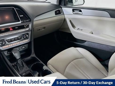 Used 2019 Hyundai Sonata SE FWD image 22