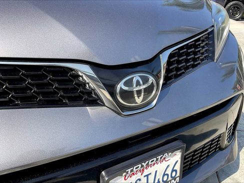 Certified 2020 Toyota Sienna SE Premium image 28