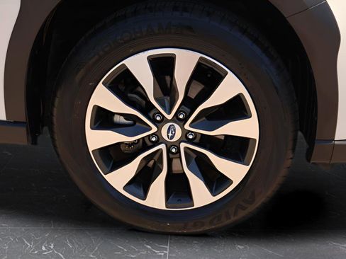 Certified 2023 Subaru Outback Touring AWD/4WD image 12