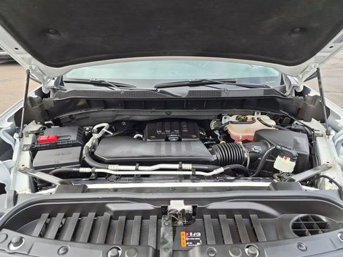 Used 2023 Chevrolet Silverado 1500 Custom AWD/4WD image 30