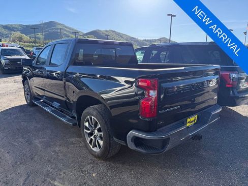 Used 2020 Chevrolet Silverado 1500 LT w/ Texas Edition RWD image 5