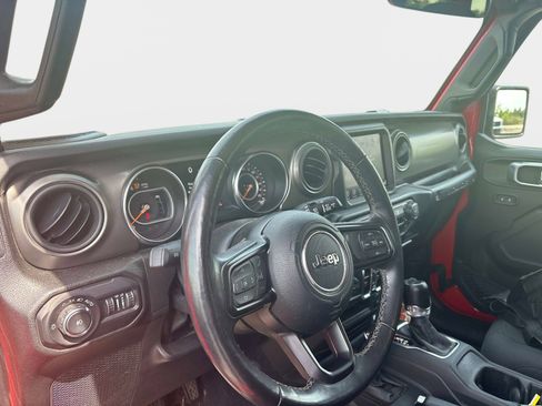 Used 2022 Jeep Wrangler Unlimited Sport image 8