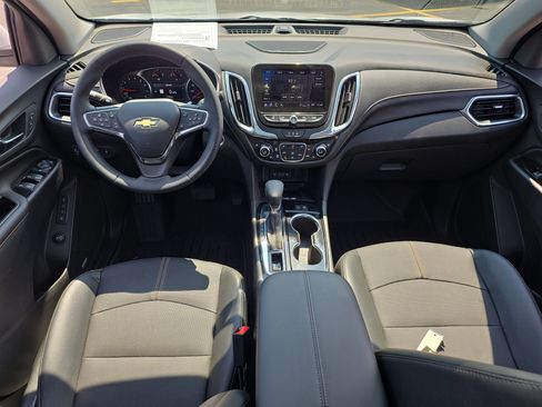 Used 2023 Chevrolet Equinox Premier AWD/4WD image 11
