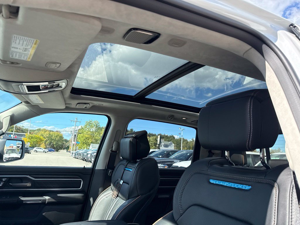 New 2027 RAM 1500 Tungsten AWD/4WD image 16