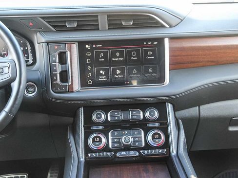 Used 2024 GMC Yukon Denali Ultimate image 13