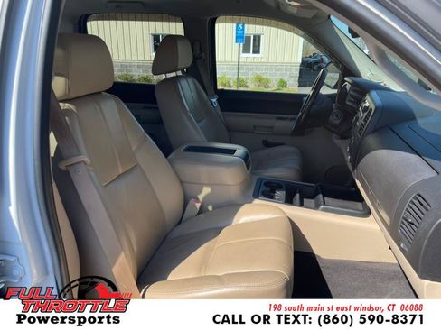 Used 2007 Chevrolet Silverado 1500 LT w/ 2LT Audio Package RWD image 10