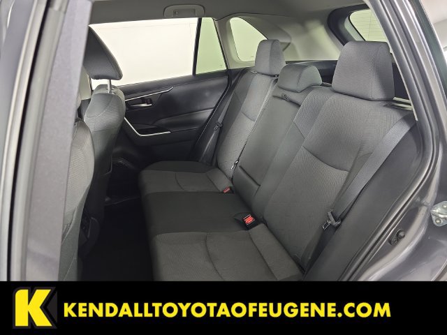 Used 2025 Toyota RAV4 XLE AWD/4WD image 25