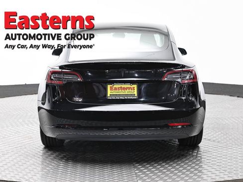 Used 2018 Tesla Model 3 Long Range RWD image 6