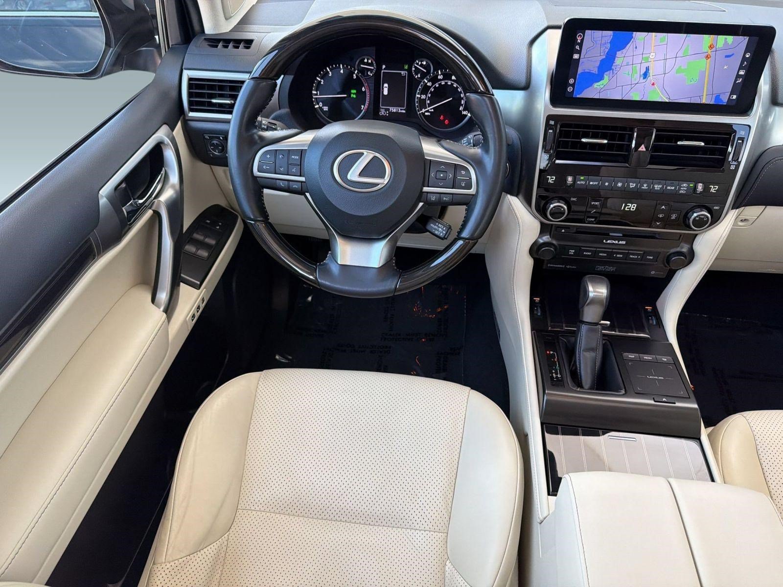 Used 2023 Lexus GX 460 Luxury w/ Sport Design Package AWD/4WD image 32