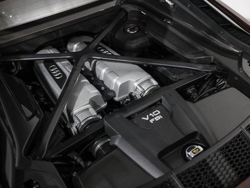 Used 2022 Audi R8 V10 performance image 33