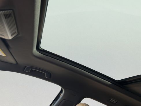 Used 2024 Volkswagen Atlas Cross Sport SE w/ Panoramic Sunroof Package FWD image 28
