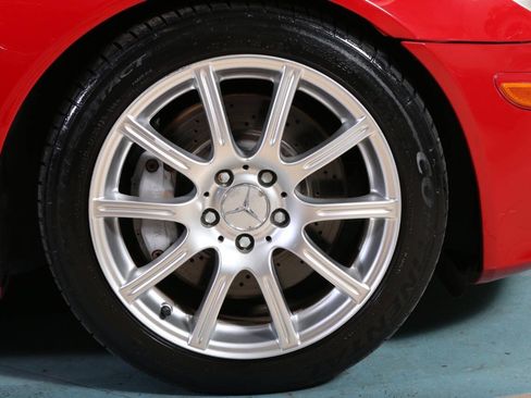 Used 2005 Mercedes-Benz SLK 350 w/ Entertainment Pkg image 18