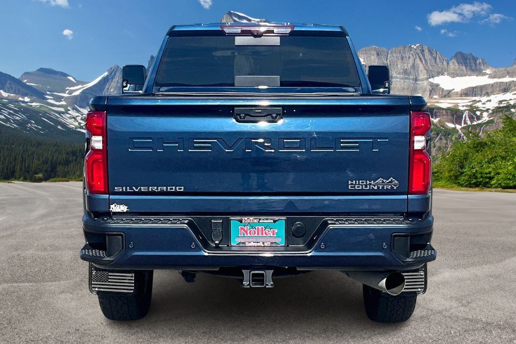 Used 2021 Chevrolet Silverado 3500 High Country AWD/4WD image 4