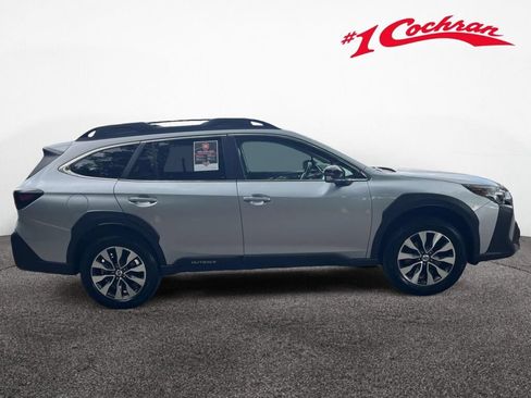 Used 2024 Subaru Outback Limited AWD/4WD image 6