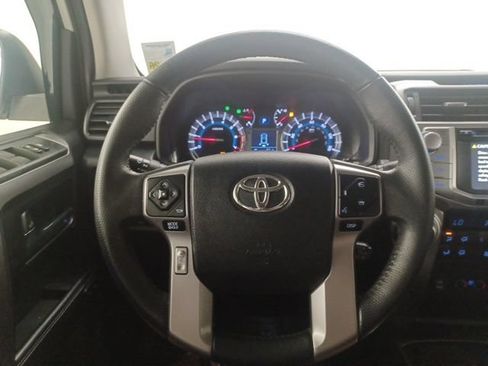 Used 2019 Toyota 4Runner Limited AWD/4WD image 18