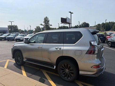 Certified 2023 Lexus GX 460 Premium w/ Accessory Package AWD/4WD image 17
