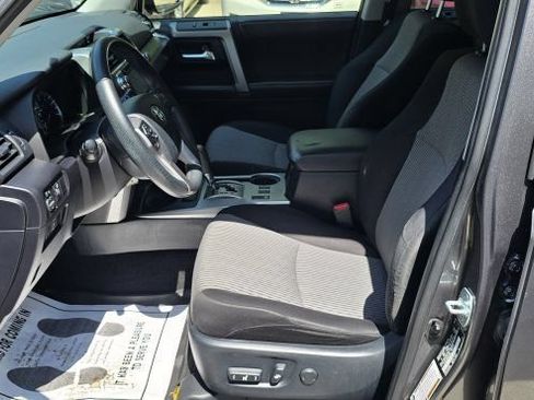 Used 2019 Toyota 4Runner SR5 AWD/4WD image 11