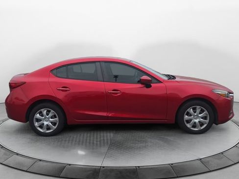 Used 2017 MAZDA MAZDA3 Sport FWD image 6
