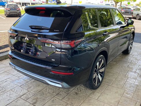 New 2026 Mitsubishi Outlander SE AWD/4WD image 7