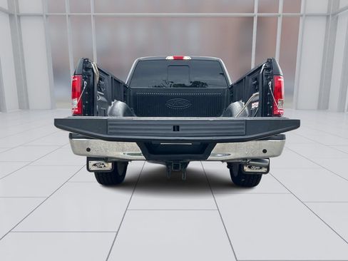 Used 2016 Ford F150 XLT w/ Equipment Group 302A Luxury AWD/4WD image 16
