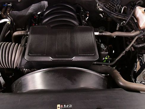 Used 2021 Chevrolet Silverado 2500 Custom w/ Custom Value Package image 31