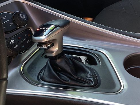 Used 2022 Dodge Challenger SRT Hellcat Redeye image 14