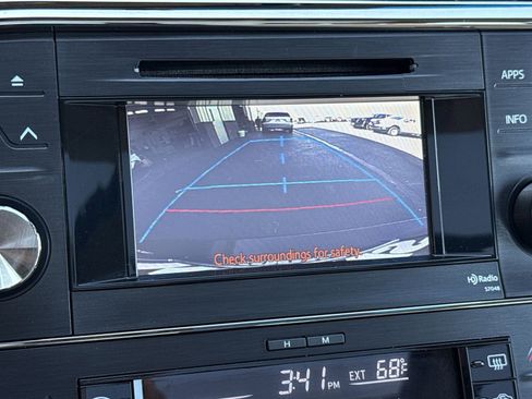 Used 2014 Toyota Avalon XLE Touring image 19