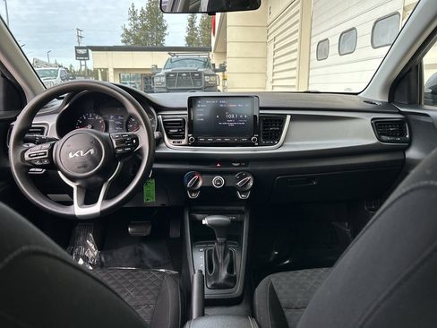 Used 2023 Kia Rio S image 15