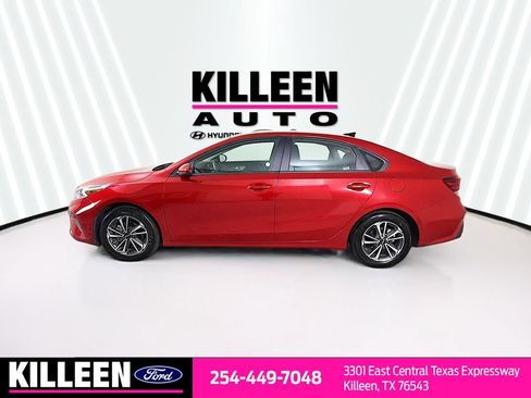 Used 2024 Kia Forte LXS FWD image 4