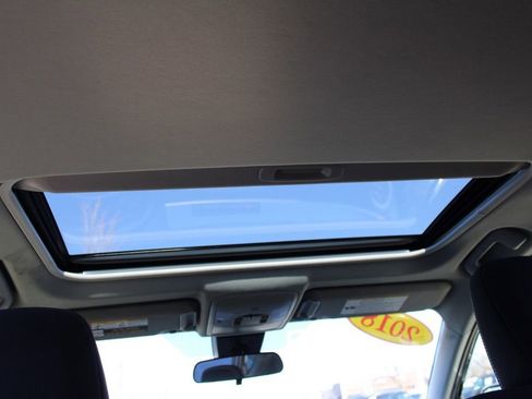 Used 2018 Toyota RAV4 XLE image 25