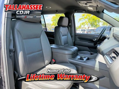 Used 2024 Chevrolet Suburban LT AWD/4WD image 30