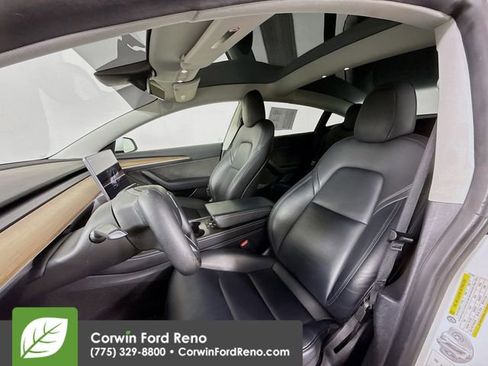 Used 2022 Tesla Model 3 Long Range AWD/4WD image 19