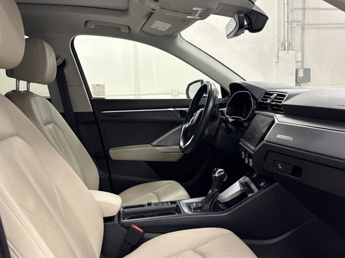 Used 2022 Audi Q3 2.0T Premium w/ Convenience Package image 21