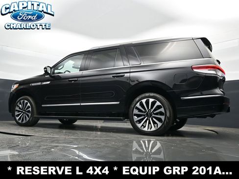 Used 2024 Lincoln Navigator L Reserve image 24