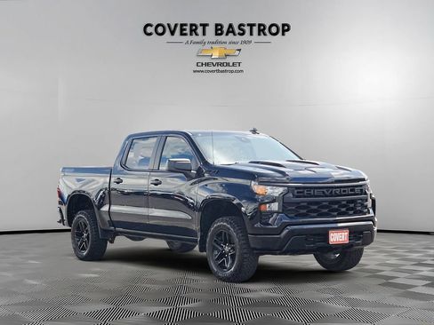 Certified 2024 Chevrolet Silverado 1500 Custom Trail Boss w/ Dark Appearance Package AWD/4WD image 8