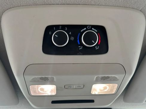 Used 2021 Ford Transit 350 XLT image 24