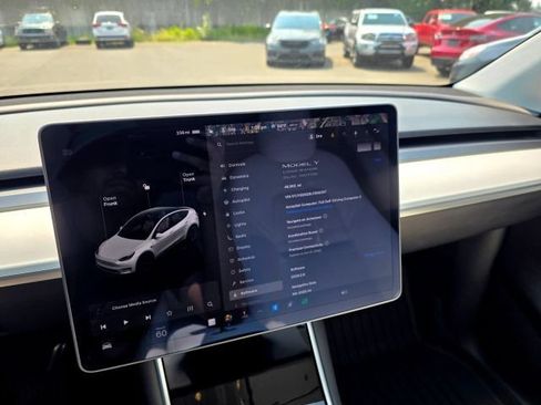Used 2020 Tesla Model Y Long Range AWD/4WD image 2