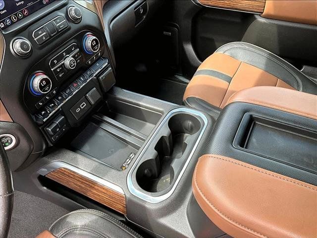 Used 2021 Chevrolet Silverado 1500 High Country AWD/4WD image 14