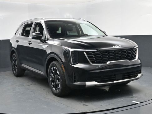 New 2026 Kia Sorento S image 8