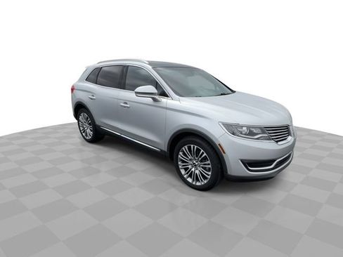 Used 2017 Lincoln MKX Reserve w/ Lincoln MKX Climate Package AWD/4WD image 2