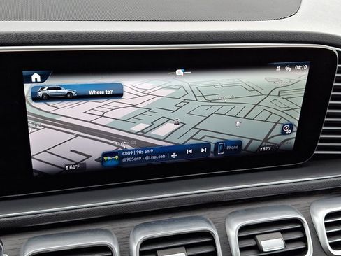 Used 2024 Mercedes-Benz GLE 350 4MATIC w/ Driver Assistance Package image 17