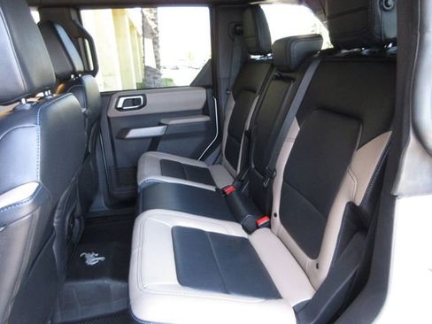 Certified 2022 Ford Bronco Wildtrak AWD/4WD image 24